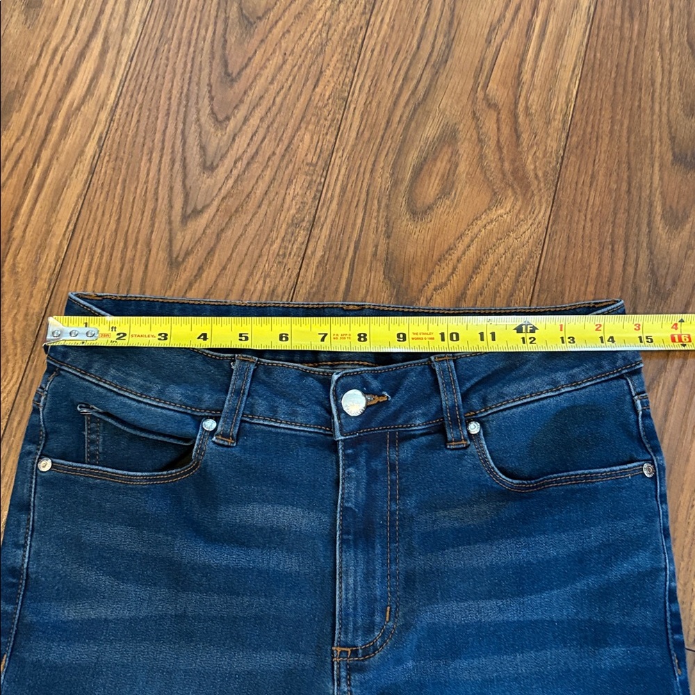 Tahari Indigo Denim Jeans - Picture 12 of 14